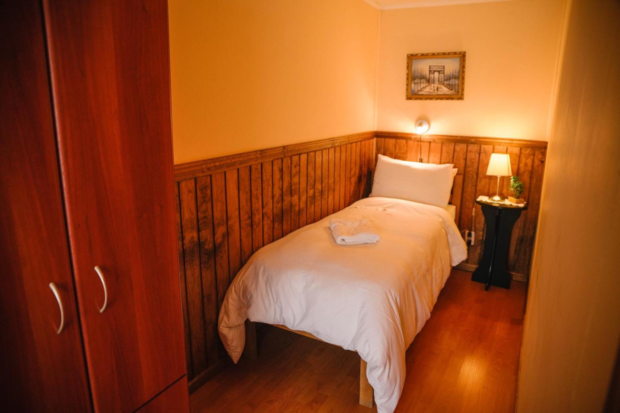 Hostal Hielo Sur Punta Arenas Exterior photo